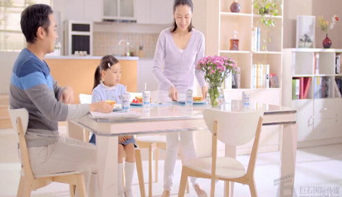 天友乳业希腊酸奶电视广告片之早餐篇